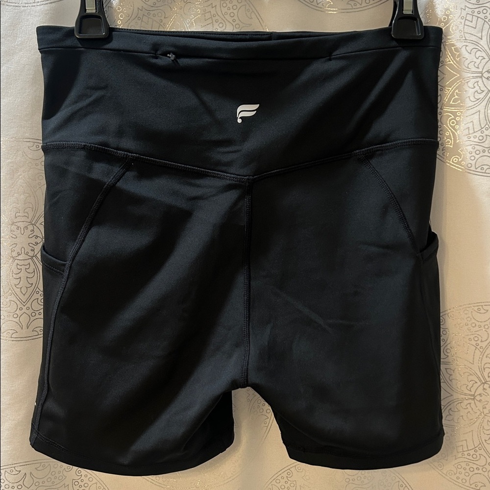 Fabletics Motion 365 + Piped High-Waisted Run Black Women's Bike Shorts Medium - Picture 4 of 12